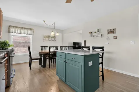 7005 West Sunnyside Avenue Norridge IL 60706
