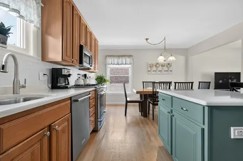 7005 West Sunnyside Avenue Norridge IL 60706