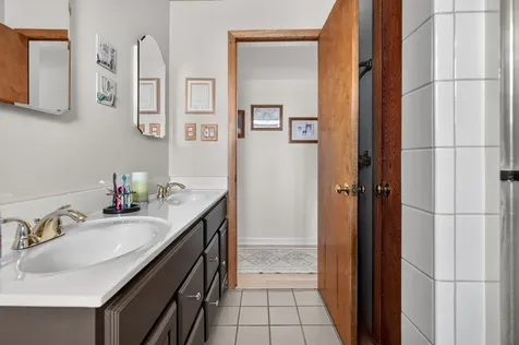 7005 West Sunnyside Avenue Norridge IL 60706