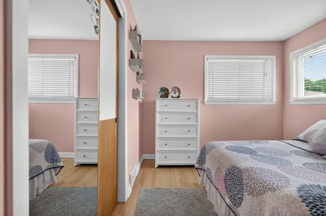 7005 West Sunnyside Avenue Norridge IL 60706