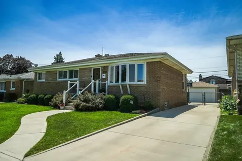 7005 West Sunnyside Avenue Norridge IL 60706