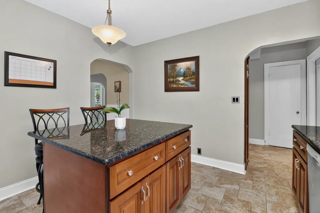 442 South Cornell Avenue Villa Park IL 60181