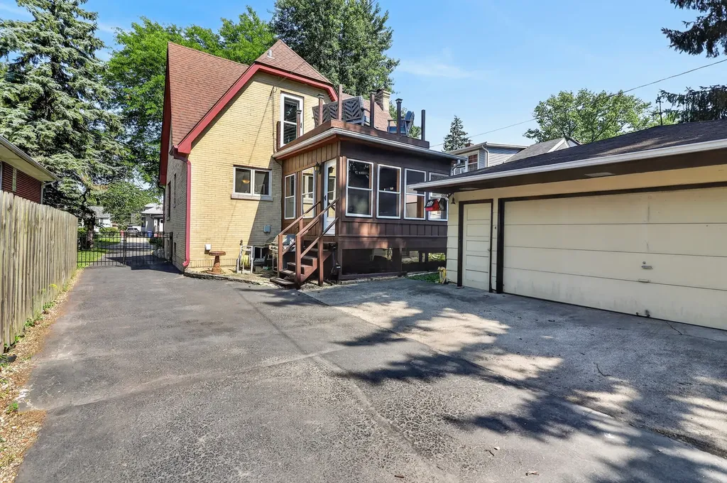 442 South Cornell Avenue Villa Park IL 60181