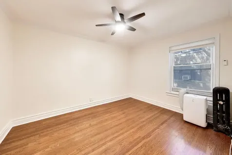 1106 West Montana Street Chicago IL 60614