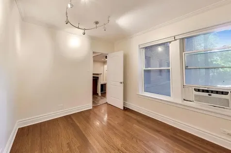 1106 West Montana Street Chicago IL 60614