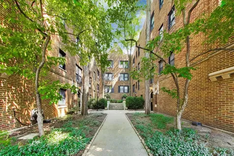 1106 West Montana Street Chicago IL 60614