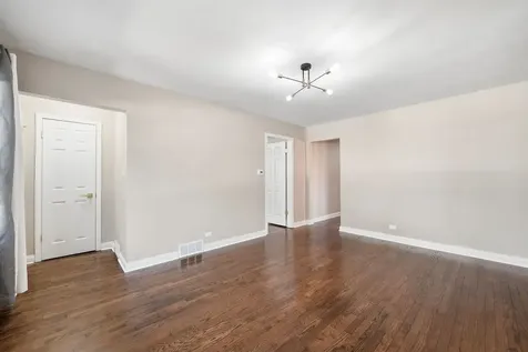 532 Clayton Road Hillside IL 60162