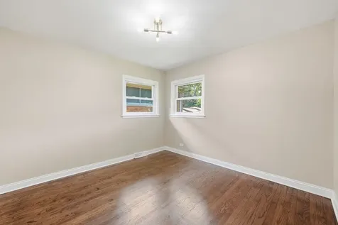 532 Clayton Road Hillside IL 60162