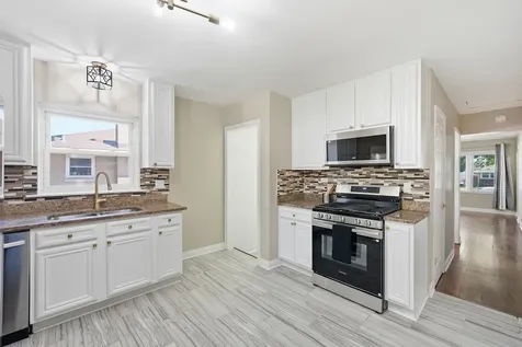 532 Clayton Road Hillside IL 60162