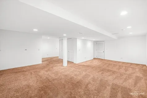 2476 Barkdoll Road Naperville IL 60565
