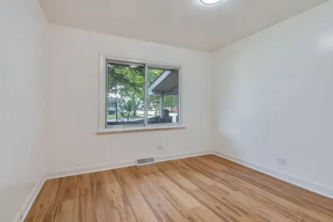 14246 South Palmer Avenue Posen IL 60469