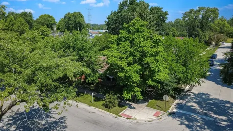 14246 South Palmer Avenue Posen IL 60469
