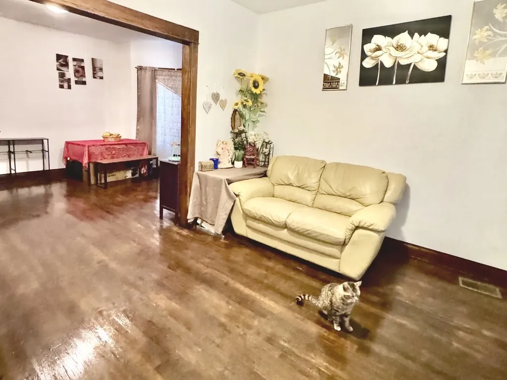3424 West 64th Place Chicago IL 60629