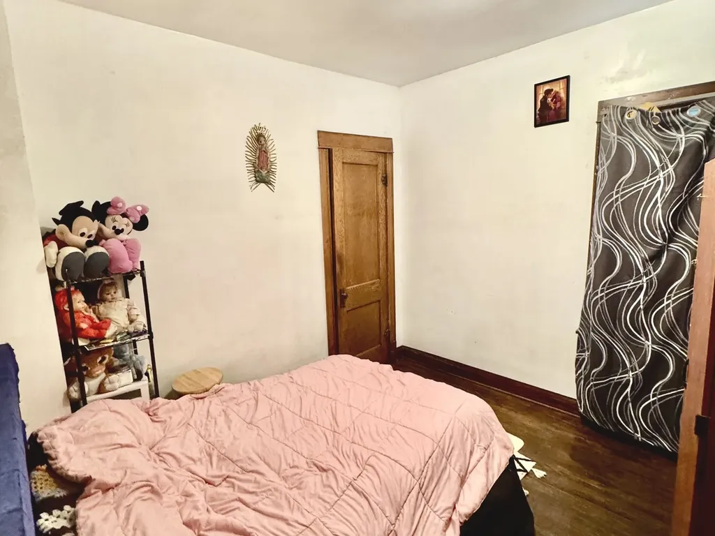 3424 West 64th Place Chicago IL 60629