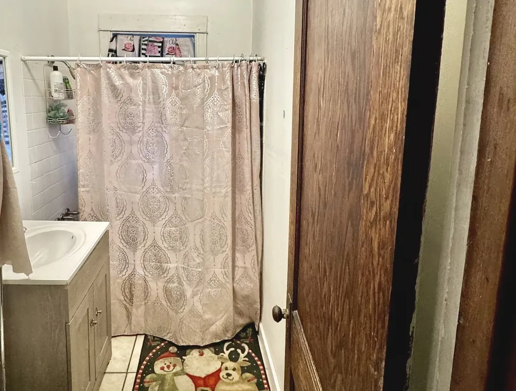 3424 West 64th Place Chicago IL 60629