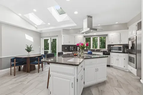 1245 Braeburn Avenue Flossmoor IL 60422