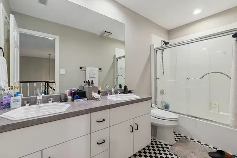 1245 Braeburn Avenue Flossmoor IL 60422