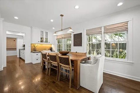 195 Lakeside Place Highland Park IL 60035