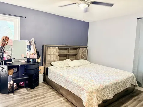 419 Singapore Lane Carpentersville IL 60110