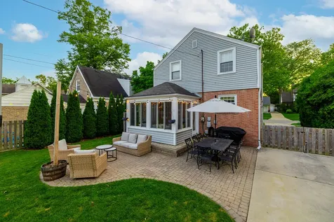 543 South Dunton Avenue Arlington Heights IL 60005
