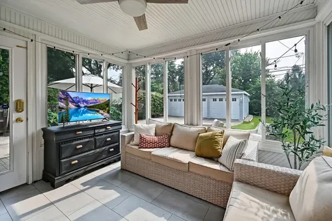 543 South Dunton Avenue Arlington Heights IL 60005
