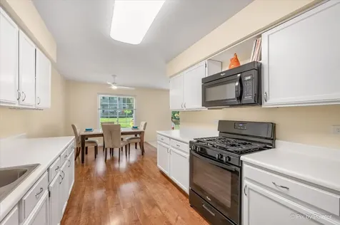 453 Village Creek Drive Lake In The Hills IL 60156