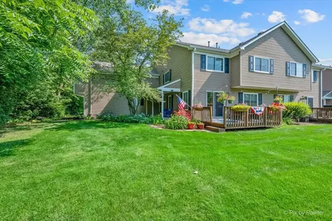 453 Village Creek Drive Lake In The Hills IL 60156