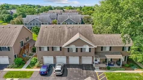 453 Village Creek Drive Lake In The Hills IL 60156