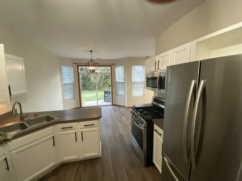 610 Springbrook Trail Oswego IL 60543