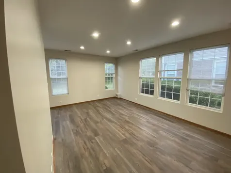 610 Springbrook Trail Oswego IL 60543
