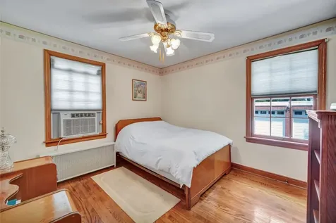 5228 Cass Street Oak Lawn IL 60453