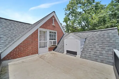 5228 Cass Street Oak Lawn IL 60453