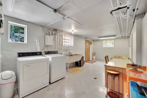 5228 Cass Street Oak Lawn IL 60453