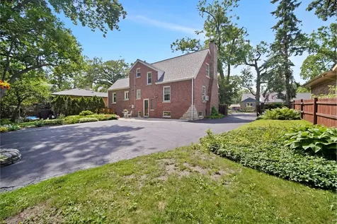 5228 Cass Street Oak Lawn IL 60453