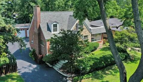 5228 Cass Street Oak Lawn IL 60453