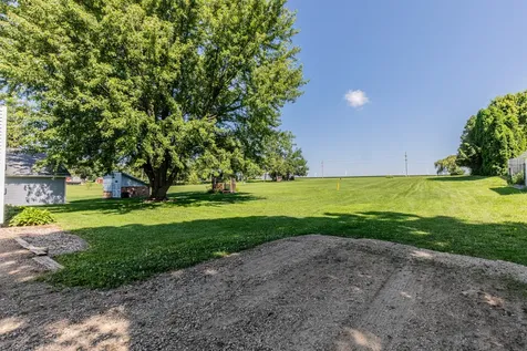 309 East Van Buren Street Ohio IL 61349