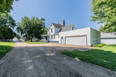 309 East Van Buren Street Ohio IL 61349