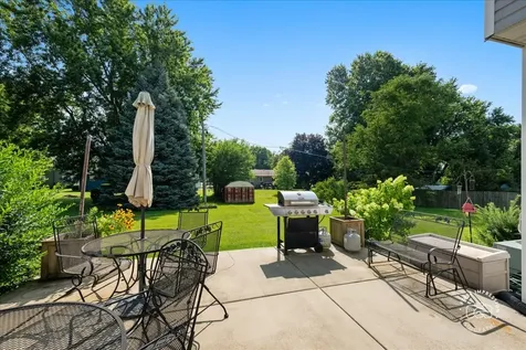 240 Mack Drive Hinckley IL 60520
