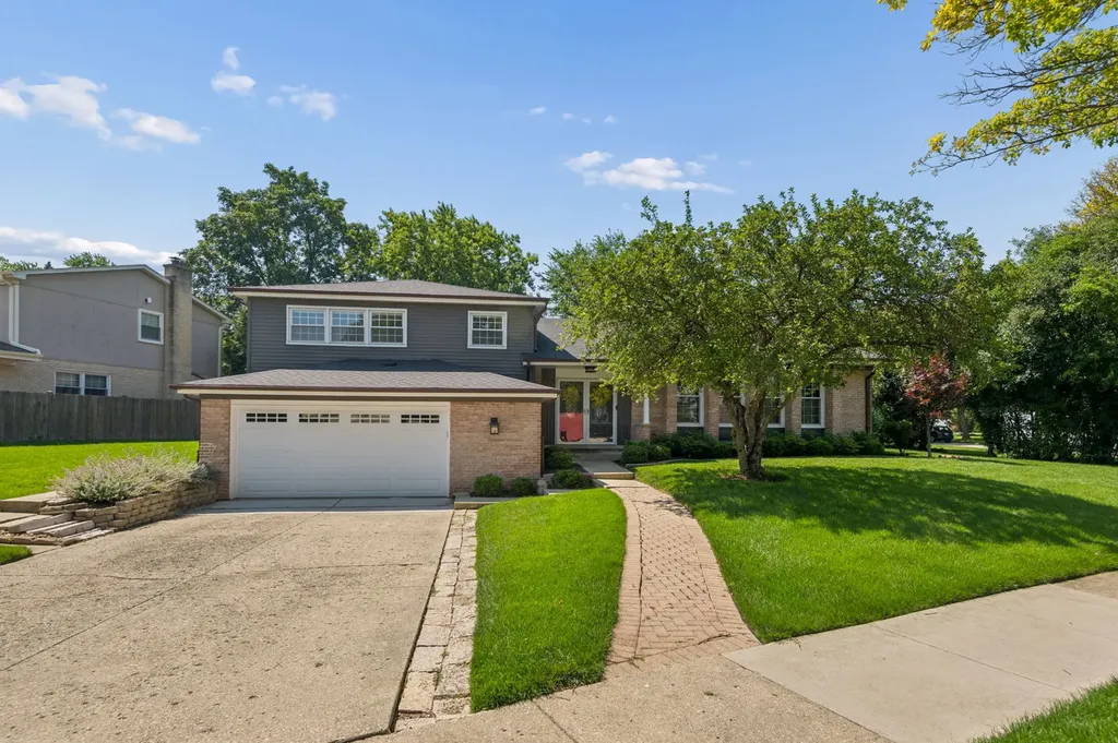 3923 Rutgers Lane Northbrook IL 60062