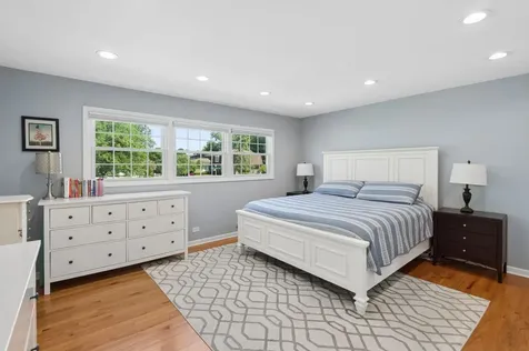 3923 Rutgers Lane Northbrook IL 60062