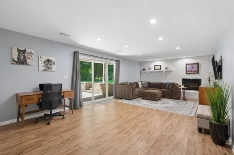 3923 Rutgers Lane Northbrook IL 60062