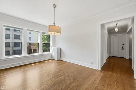 632 Sheridan Square Evanston IL 60202