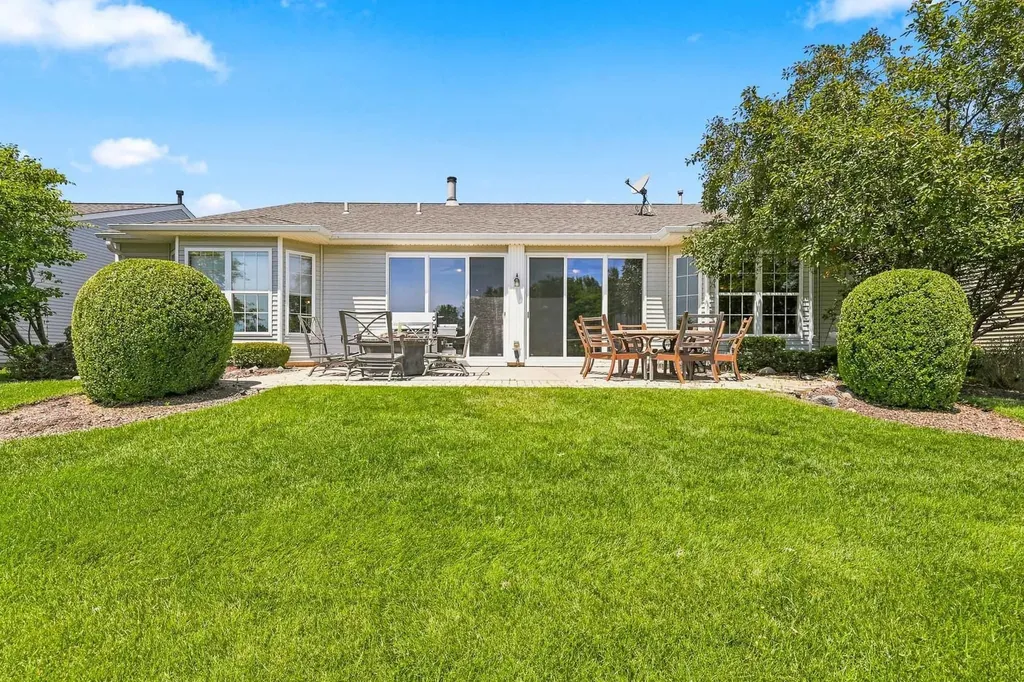 12908 Farm Hill Drive Huntley IL 60142