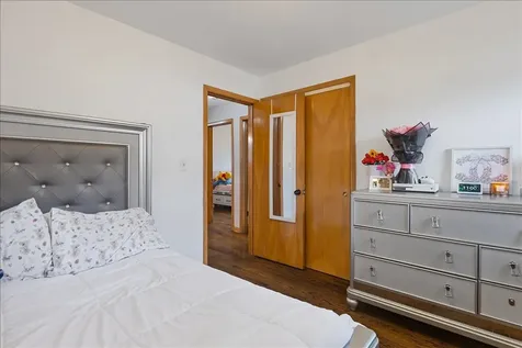 4912 Saint Paul Court Hillside IL 60162