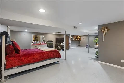 4912 Saint Paul Court Hillside IL 60162