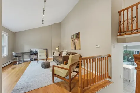 14 Robin Hood Lane Northfield IL 60093