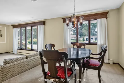 655 West End Drive Manteno IL 60950