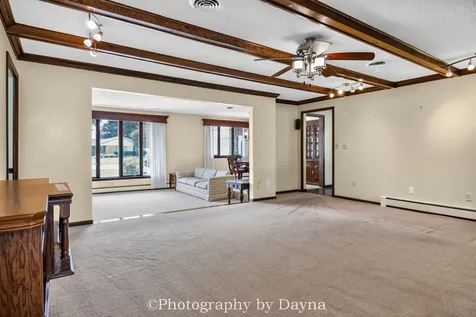 655 West End Drive Manteno IL 60950