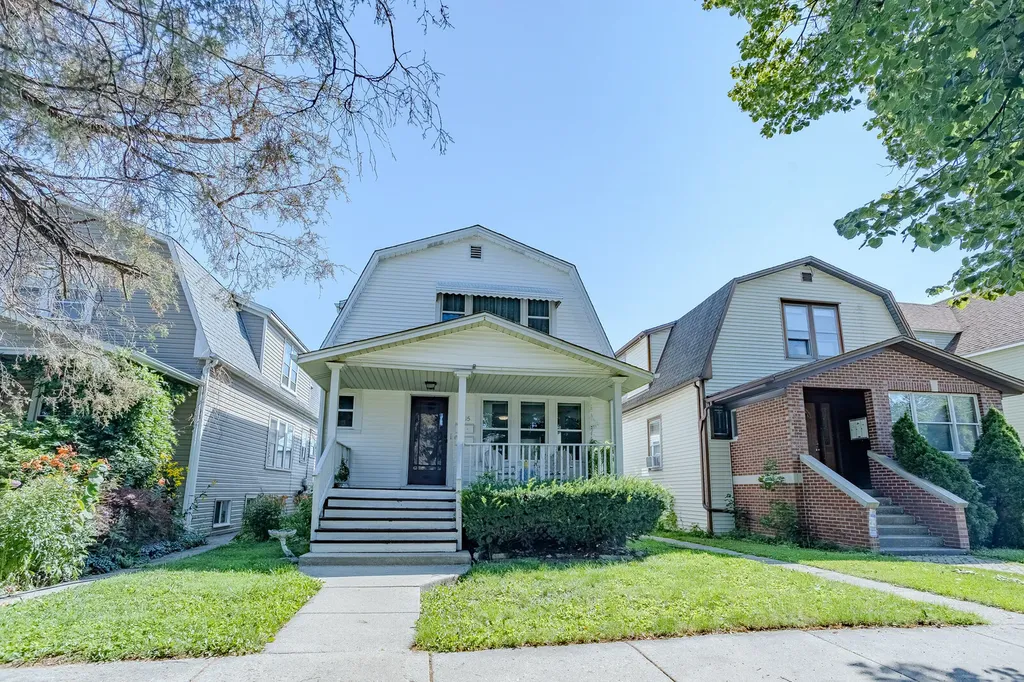 5515 North Monitor Avenue Chicago IL 60630
