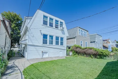 5515 North Monitor Avenue Chicago IL 60630